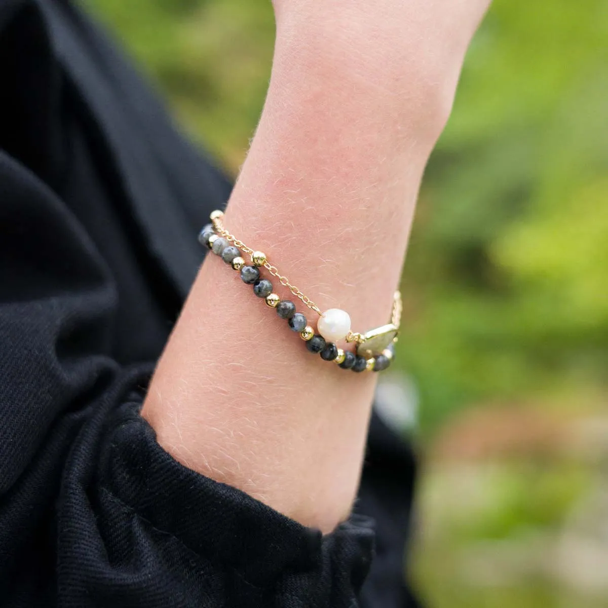 Delicate Pearl And Labradorite Clasp Bracelet In Gold-Tone