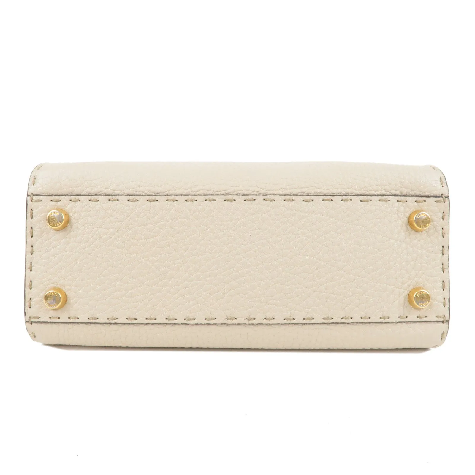 FENDI Selleria Leather Peekaboo Iconic Essentially Bag 8BN302