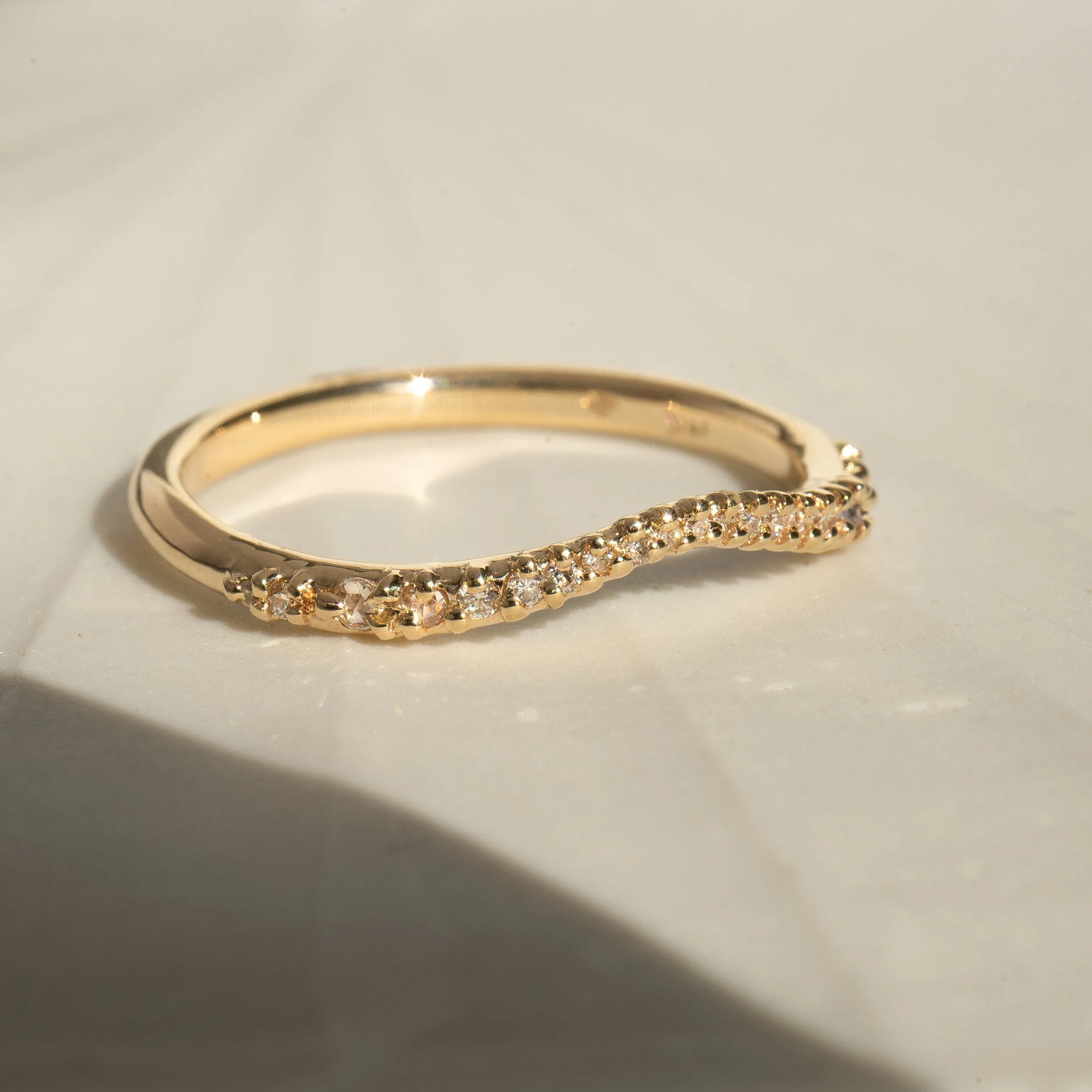 Lab Grown Brilliant Diamond Scale Undine Band