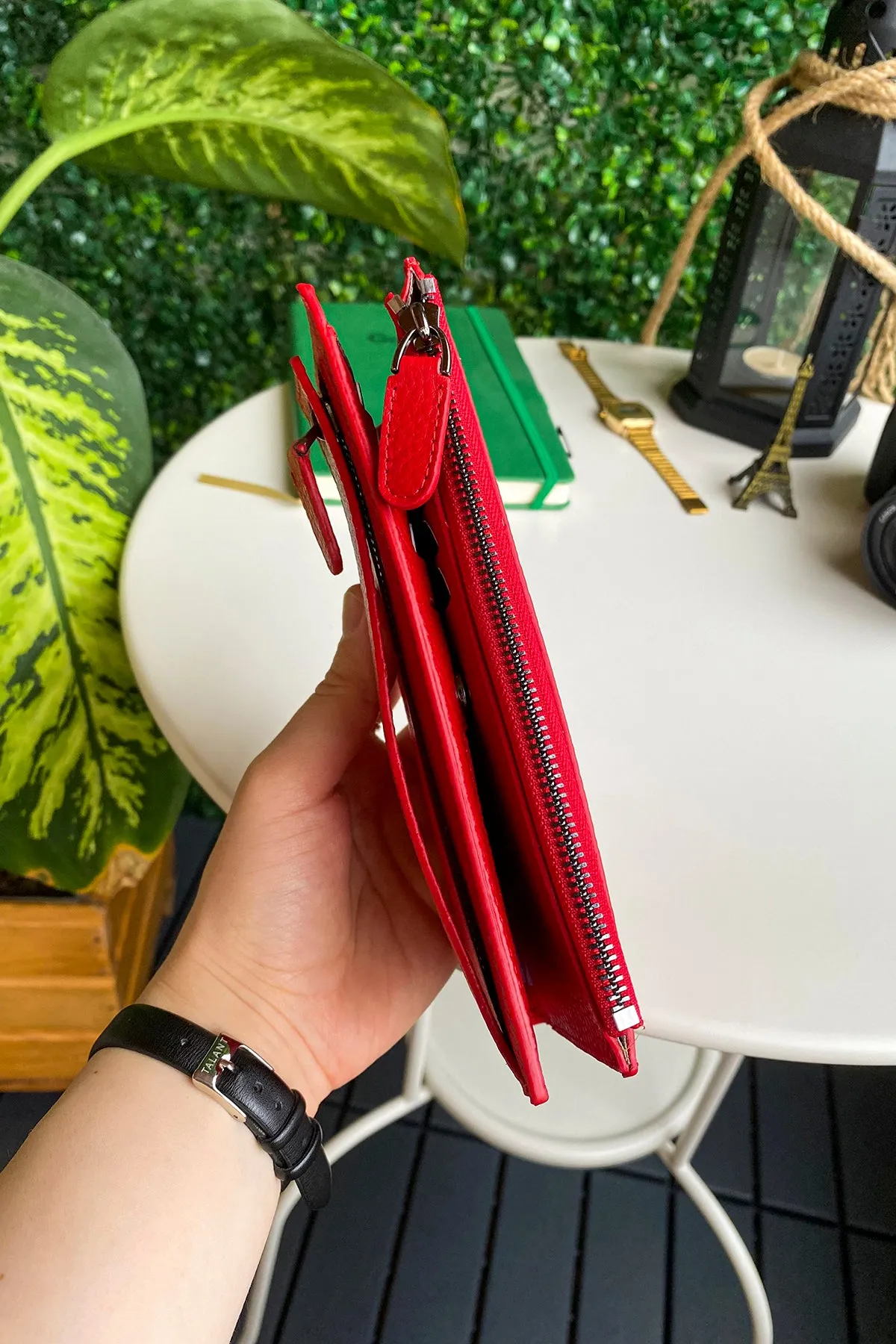 Mannu - Genuine Leather Large Wallet with Hand Band