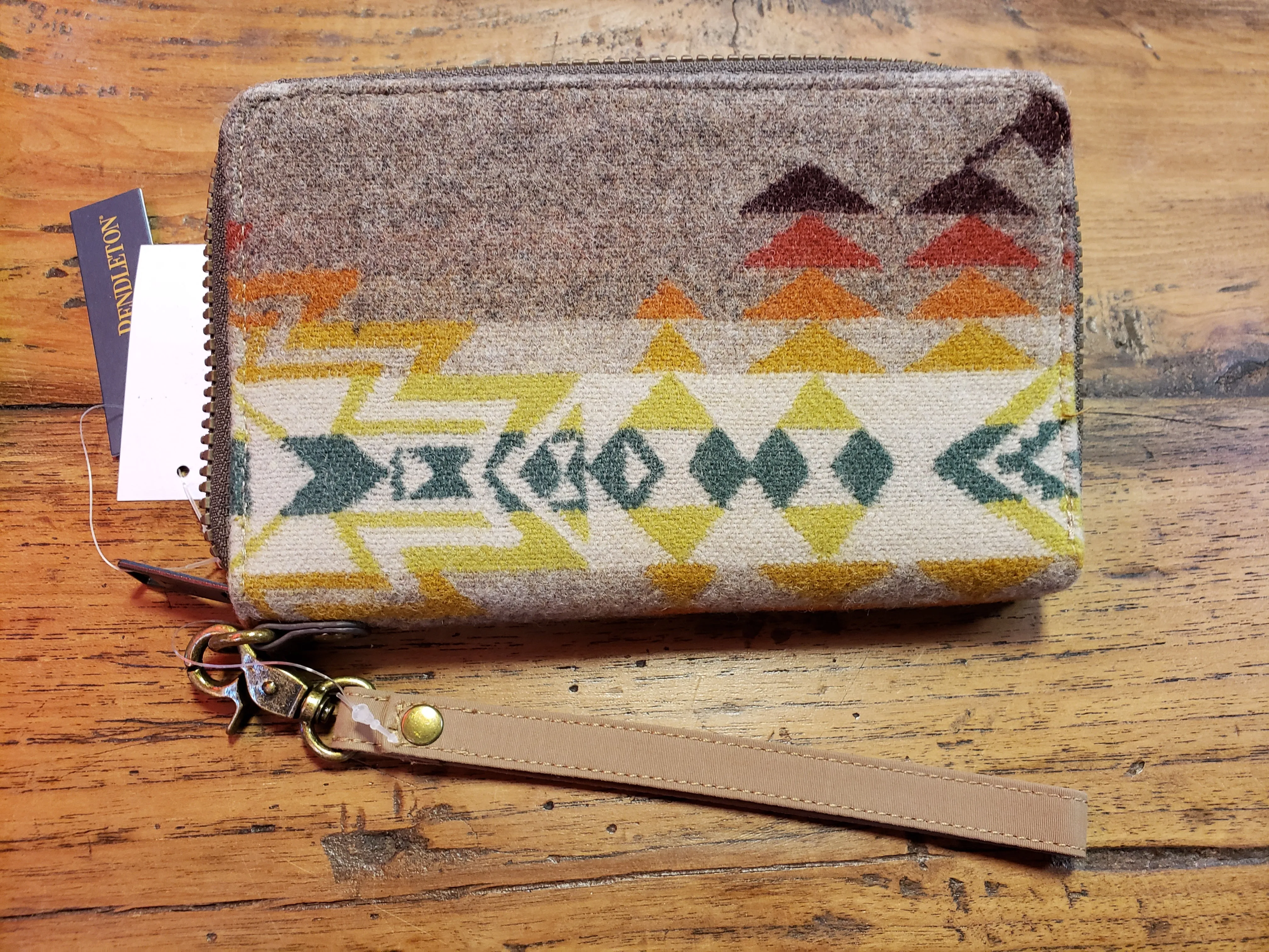 Pendleton Smartphone Wallet in Highland  Peak Tan