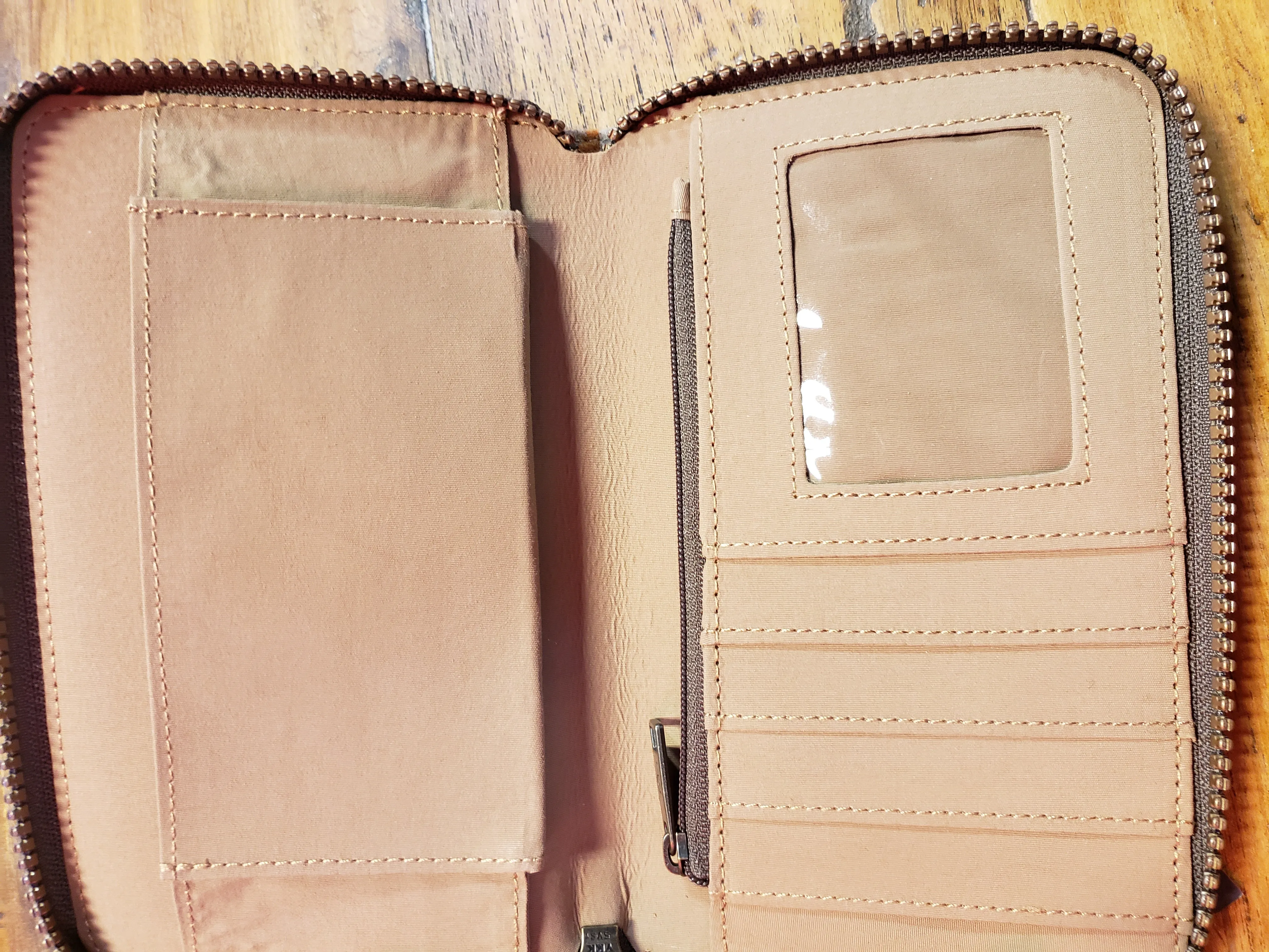 Pendleton Smartphone Wallet in Highland  Peak Tan