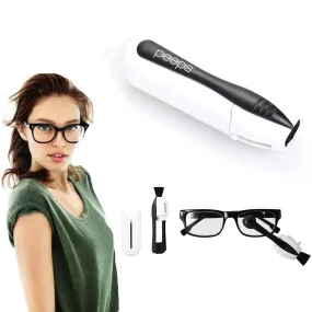 Portable cleaning tool for glasses