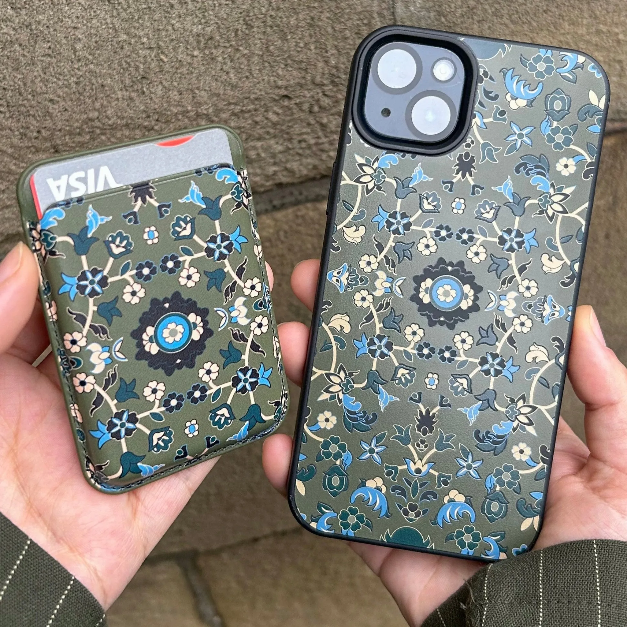 Rawdah Card Holder
