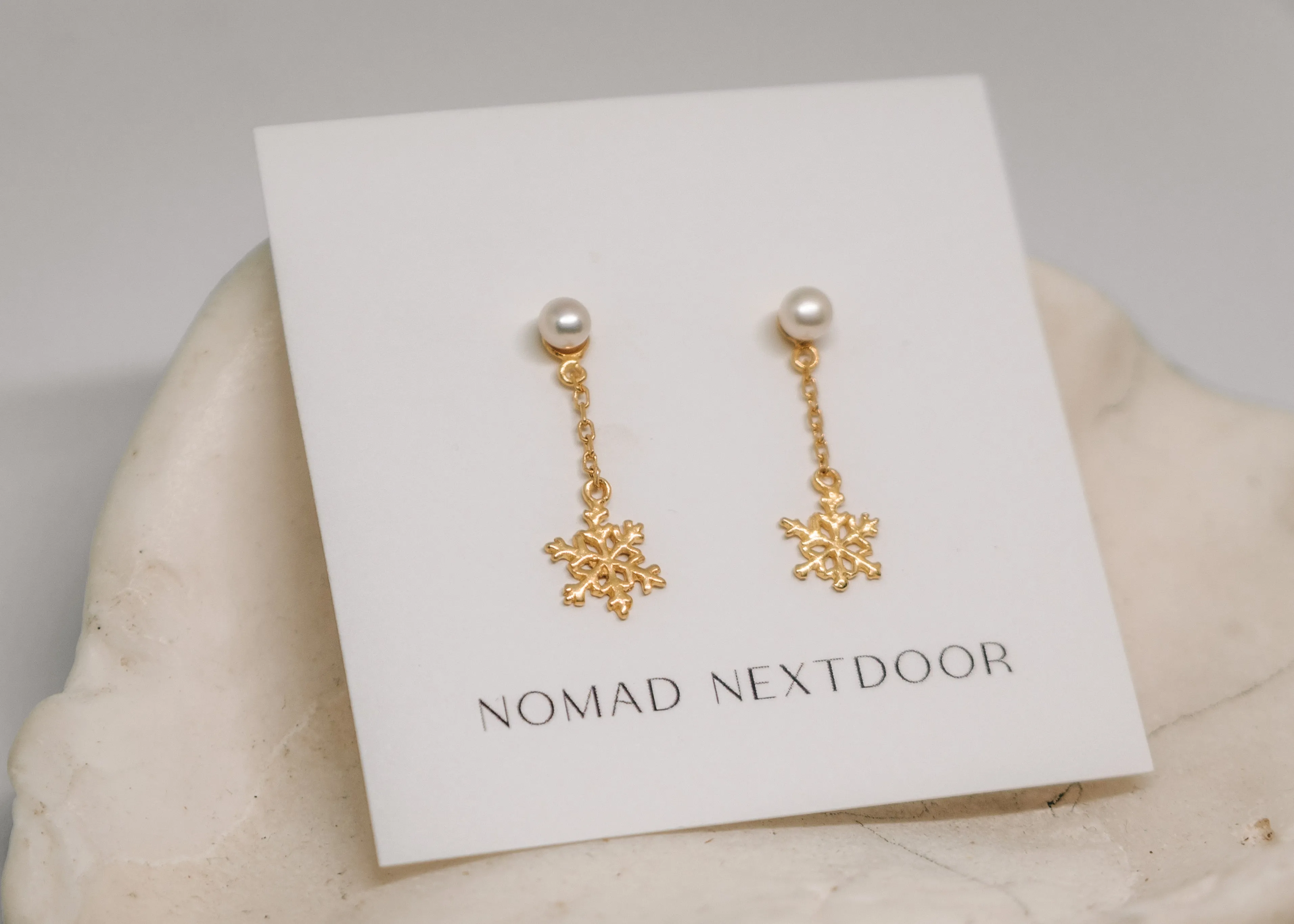 Snowflake Pearl Dangle Earrings Gold