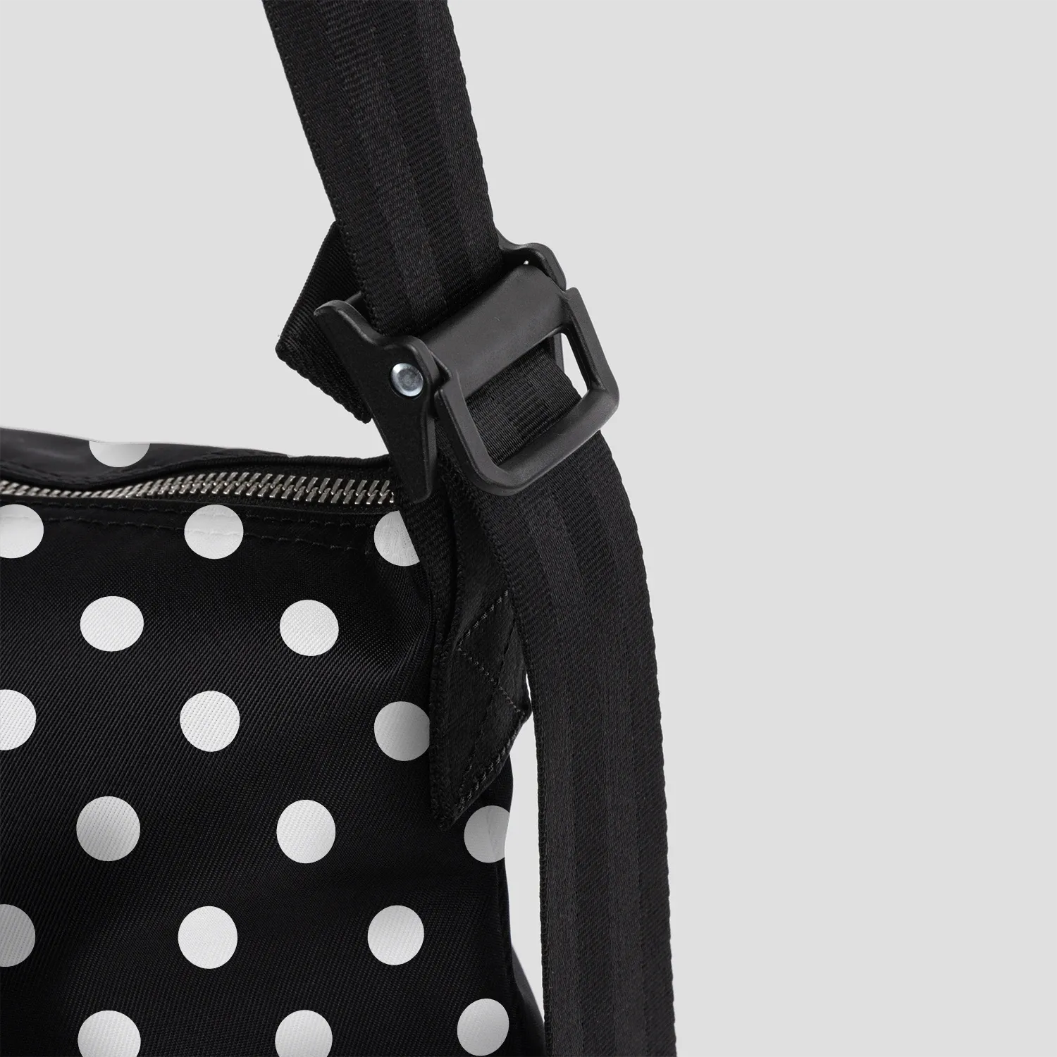 Staple Easy Shoulder Polka Dot