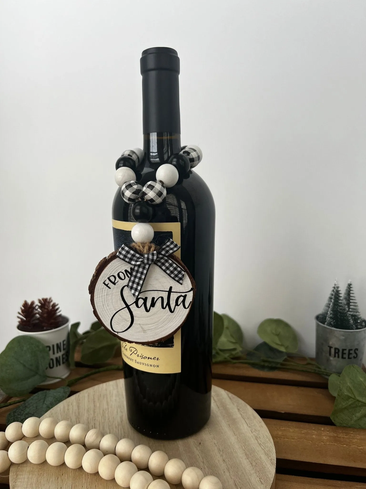 Wine Bottle Hang Tag with Wood Bead - Santa Detail