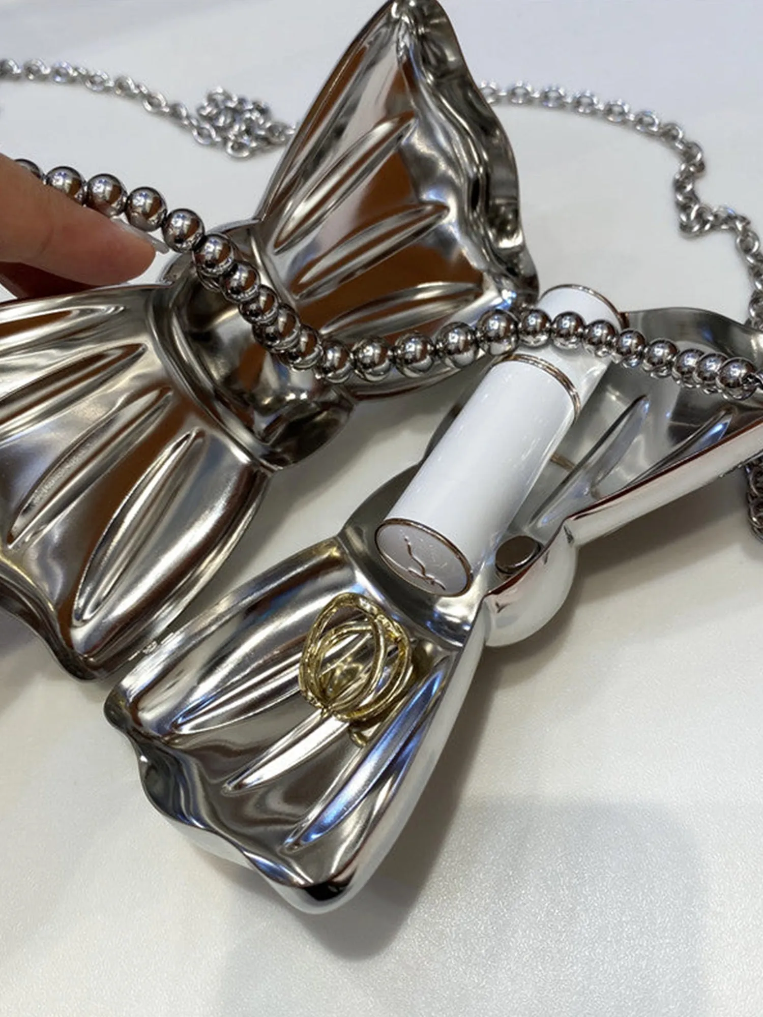 Women’s Silver Bow Clutch Mini Evening Bags